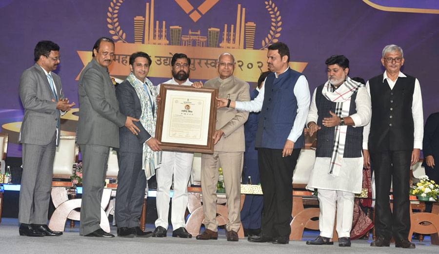 Adar Poonawalla Receives 'Udyog Mitra' Award From Government Of Maharashtra