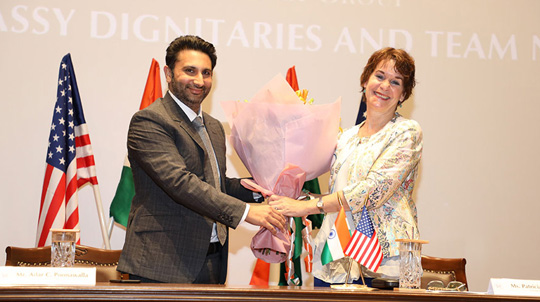 U.S. Delegation visits Serum Institute of India.