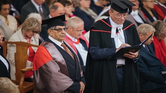 Dr. CYRUS POONAWALLA CONFERRED WITH THE PRESTIGIOUS HONORARY DEGREE FROM OXFORD UNIVERSITY