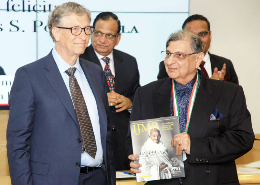 Bill Gates confers Indian Council of Medical Research Lifetime Achievement Medal to Dr. Cyrus Poonawalla